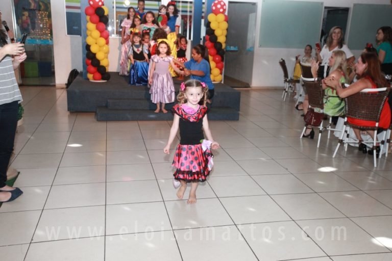 resized_ALICE-ELOMATTOS (256)