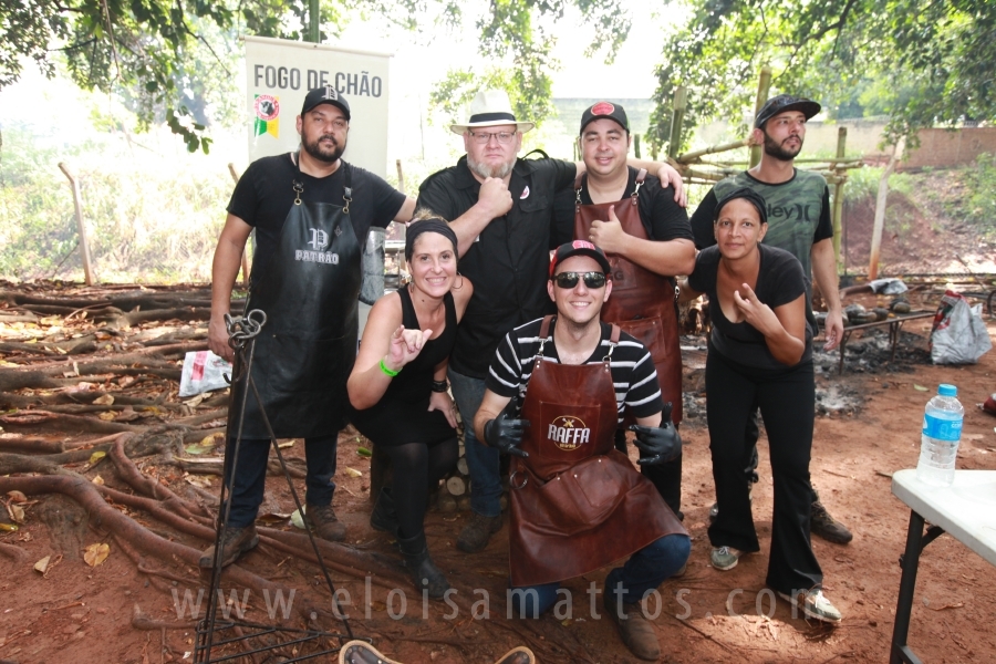 3ª EDIÇÃO DE “O BRASEIRO ENTRE CORTES”-COMPLEXO SWIFT - Eloisa Mattos