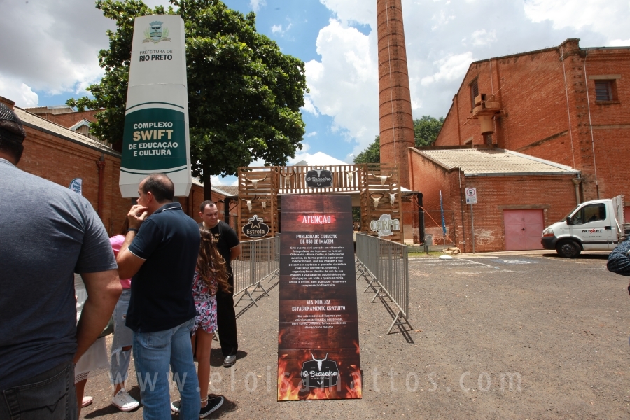 3ª EDIÇÃO DE “O BRASEIRO ENTRE CORTES”-COMPLEXO SWIFT - Eloisa Mattos