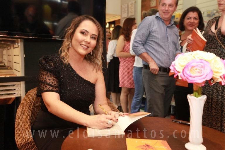 resized_ELOISA MATTOS (69)