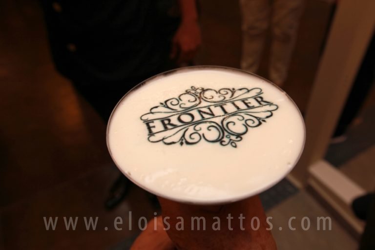 resized_FRONTIER-ELOISA MATTOS (28)