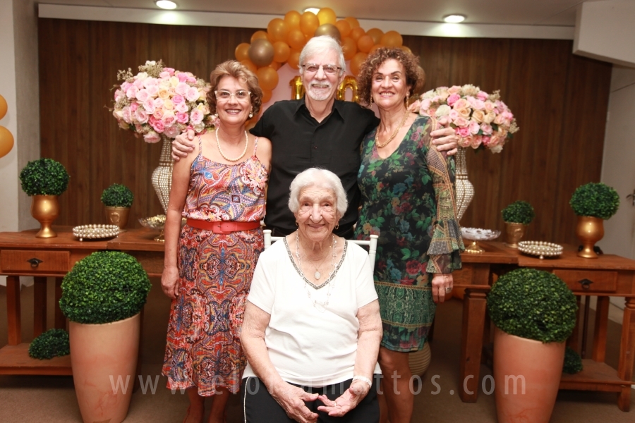 ANIVERSÁRIO DE 100 ANOS DE DONA ZAÍRA DIAS - Eloisa Mattos