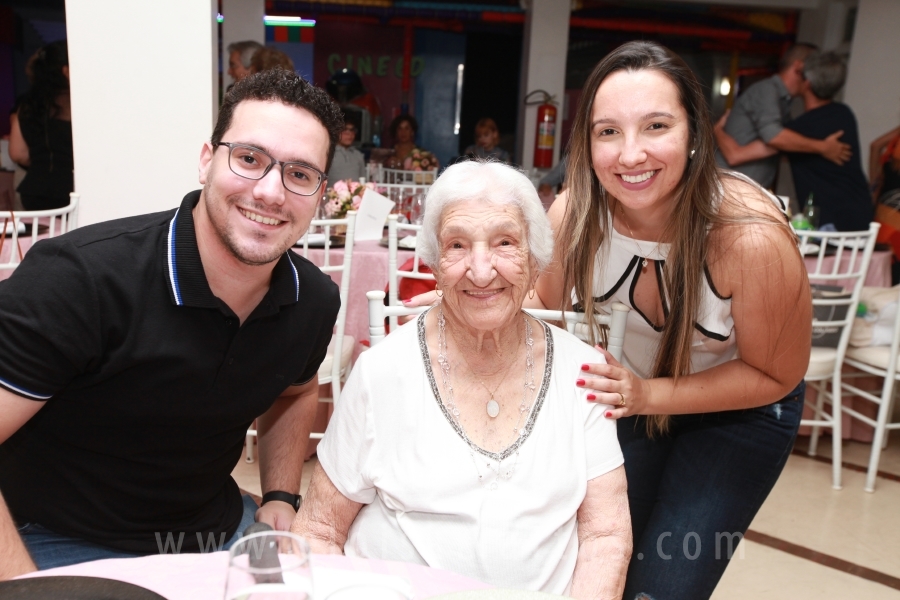 ANIVERSÁRIO DE 100 ANOS DE DONA ZAÍRA DIAS - Eloisa Mattos