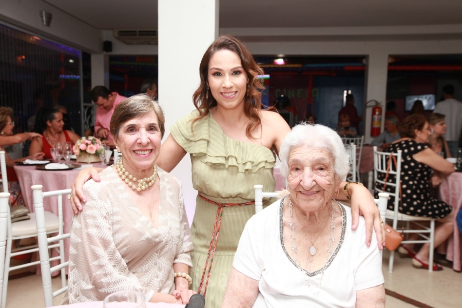 ANIVERSÁRIO DE 100 ANOS DE DONA ZAÍRA DIAS - Eloisa Mattos