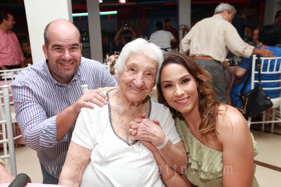 ANIVERSÁRIO DE 100 ANOS DE DONA ZAÍRA DIAS - Eloisa Mattos