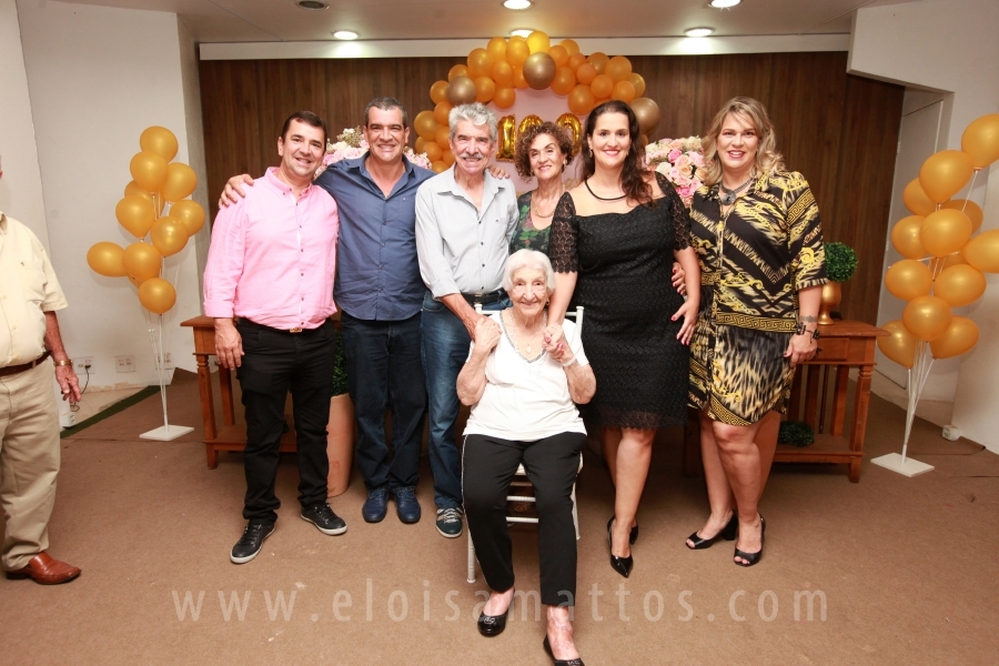 ANIVERSÁRIO DE 100 ANOS DE DONA ZAÍRA DIAS - Eloisa Mattos