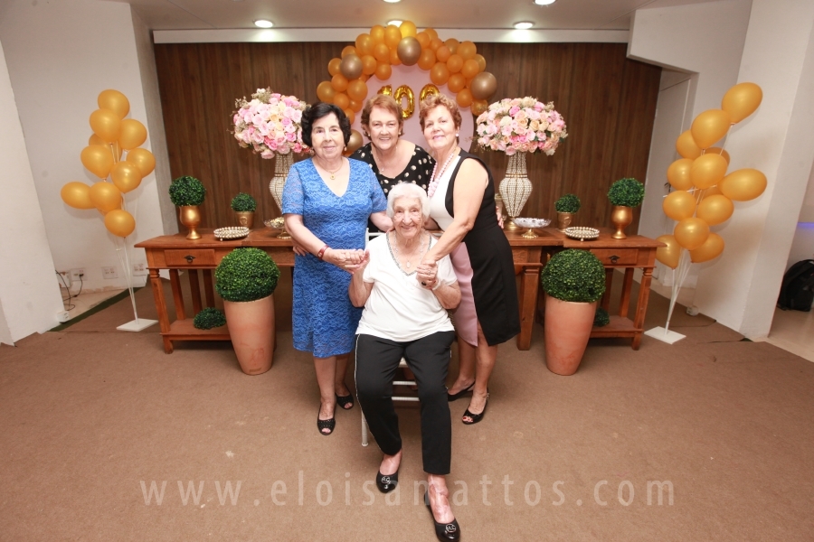 ANIVERSÁRIO DE 100 ANOS DE DONA ZAÍRA DIAS - Eloisa Mattos