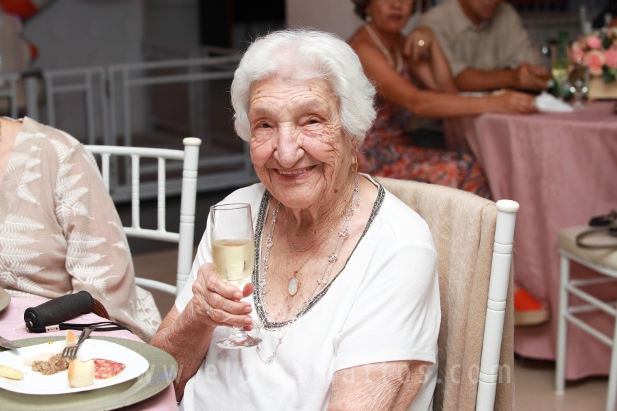 ANIVERSÁRIO DE 100 ANOS DE DONA ZAÍRA DIAS - Eloisa Mattos