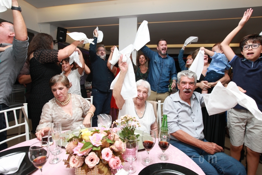 ANIVERSÁRIO DE 100 ANOS DE DONA ZAÍRA DIAS - Eloisa Mattos