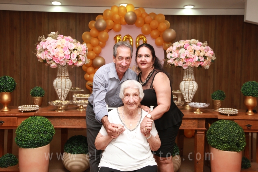 ANIVERSÁRIO DE 100 ANOS DE DONA ZAÍRA DIAS - Eloisa Mattos