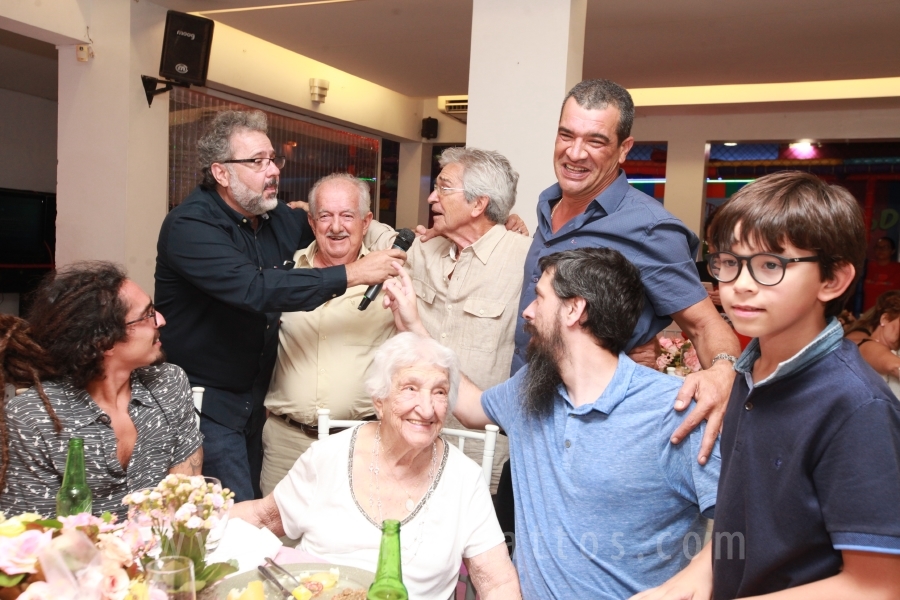 ANIVERSÁRIO DE 100 ANOS DE DONA ZAÍRA DIAS - Eloisa Mattos