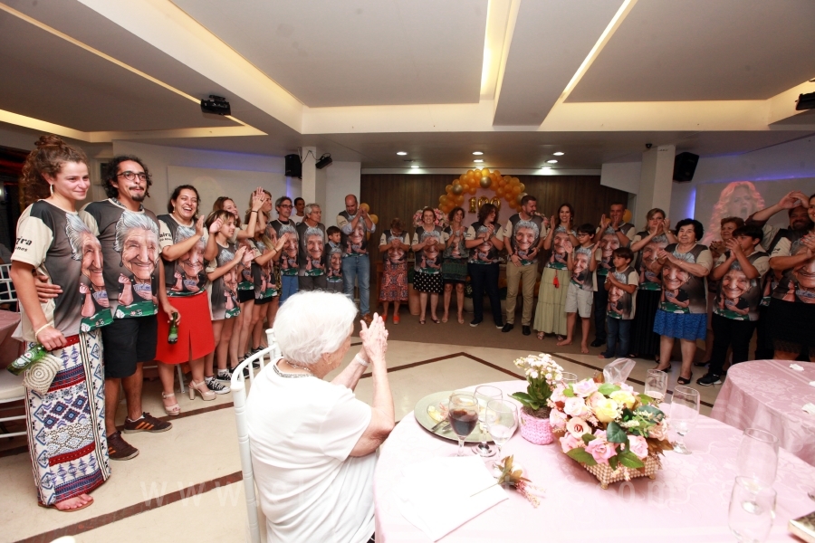 ANIVERSÁRIO DE 100 ANOS DE DONA ZAÍRA DIAS - Eloisa Mattos