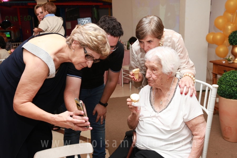 ANIVERSÁRIO DE 100 ANOS DE DONA ZAÍRA DIAS - Eloisa Mattos