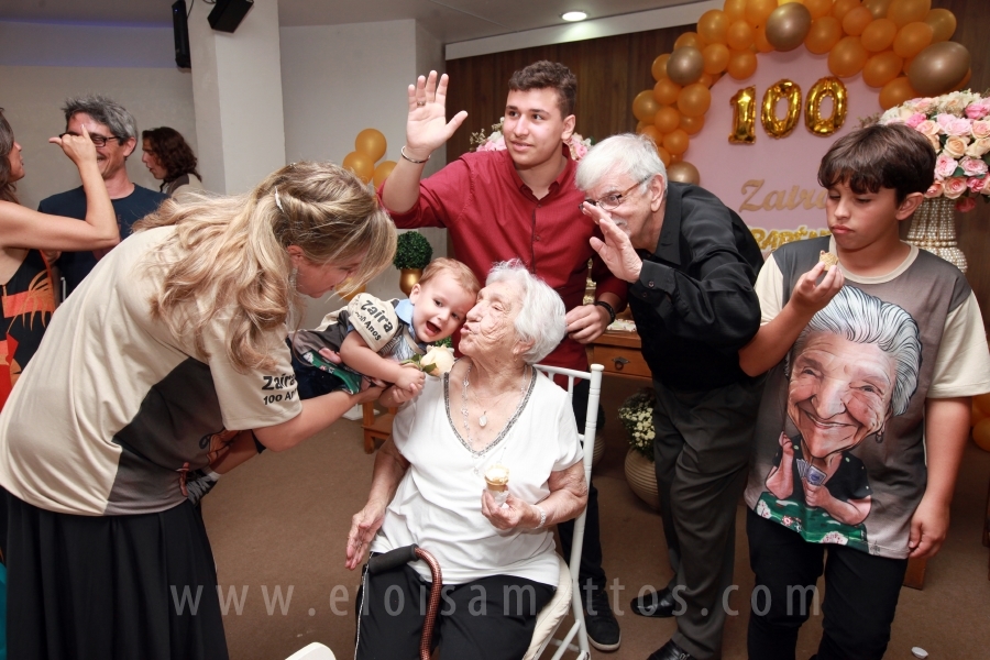 ANIVERSÁRIO DE 100 ANOS DE DONA ZAÍRA DIAS - Eloisa Mattos