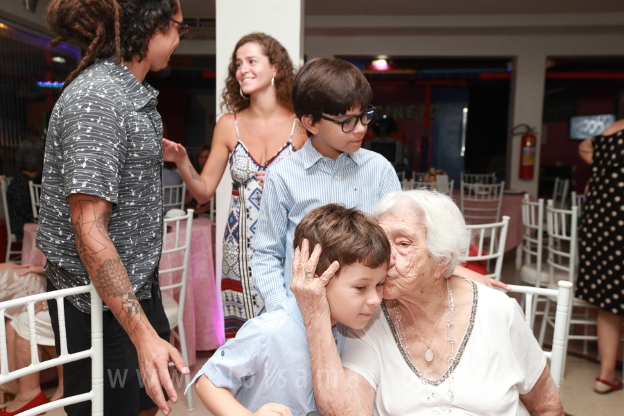 ANIVERSÁRIO DE 100 ANOS DE DONA ZAÍRA DIAS - Eloisa Mattos