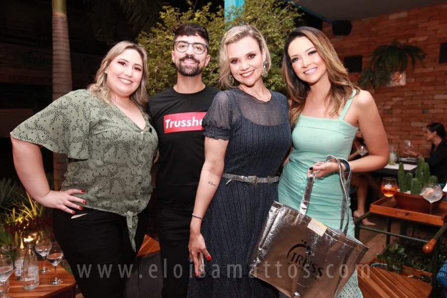 LANÇAMENTO BEACH WAVES TRUSS – BY CAROL CARVALHO - Eloisa Mattos