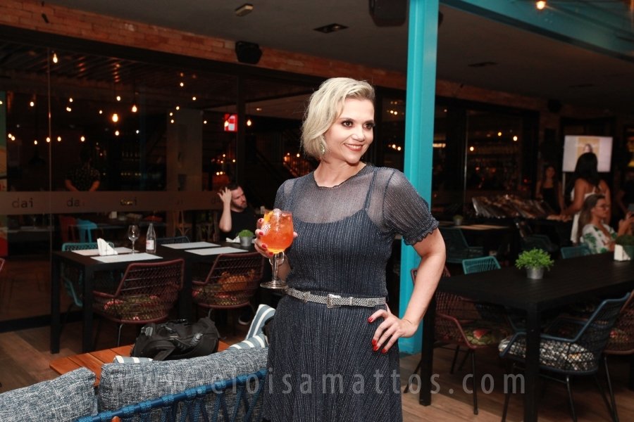LANÇAMENTO BEACH WAVES TRUSS – BY CAROL CARVALHO - Eloisa Mattos