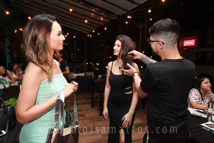 LANÇAMENTO BEACH WAVES TRUSS – BY CAROL CARVALHO - Eloisa Mattos