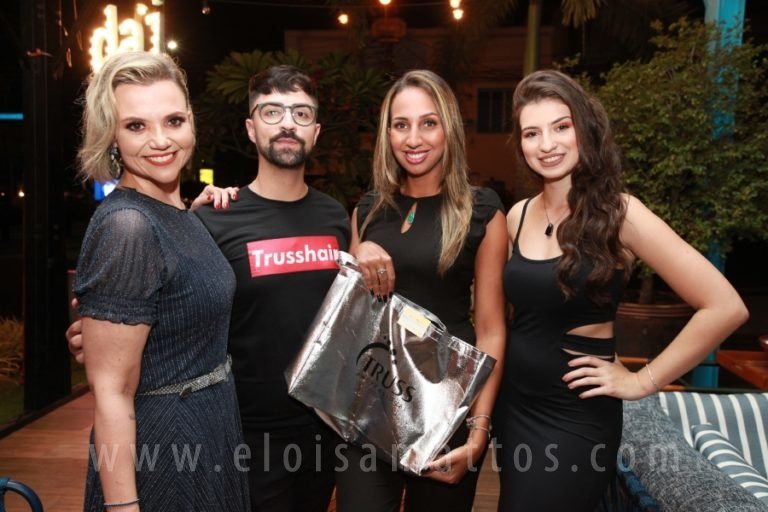 resized_TRUSS – ELOISA MATTOS (68)