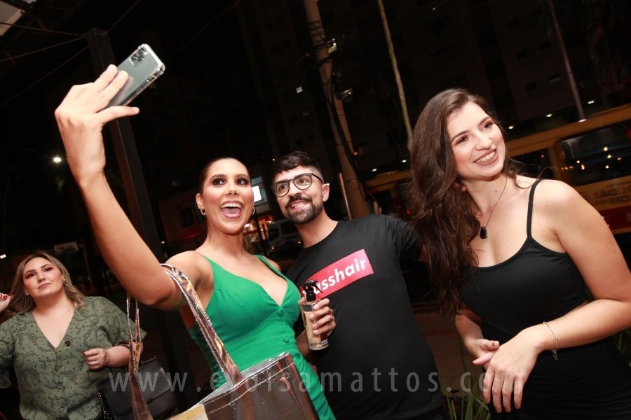 LANÇAMENTO BEACH WAVES TRUSS – BY CAROL CARVALHO - Eloisa Mattos