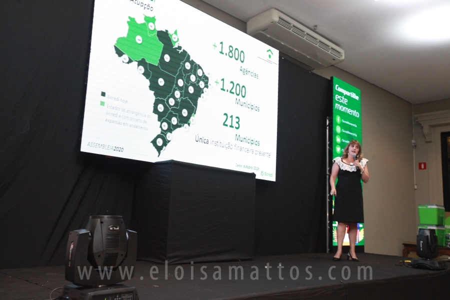 ASSEMBLÉIA SICREDI 2020 - Eloisa Mattos