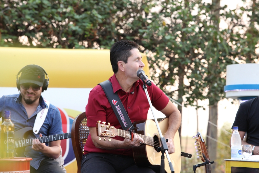 “A DUPLA GIAN E GIOVANI REALIZOU LIVE EM SÃO JOSÉ DO RIO PRETO, DIA 10 DE OUTUBRO, EVENTO ORGANIZADO PELA EMPRESA SOLÁRIO SUNSET,  QUE TROUXE  SOLIDARIEDADE ATRAVÉS DA MÚSICA” - Eloisa Mattos