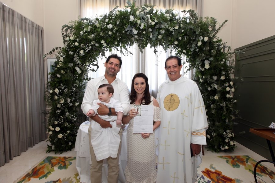 BATIZADO DE LEO DE SETA BUCHDID VERDI - Eloisa Mattos