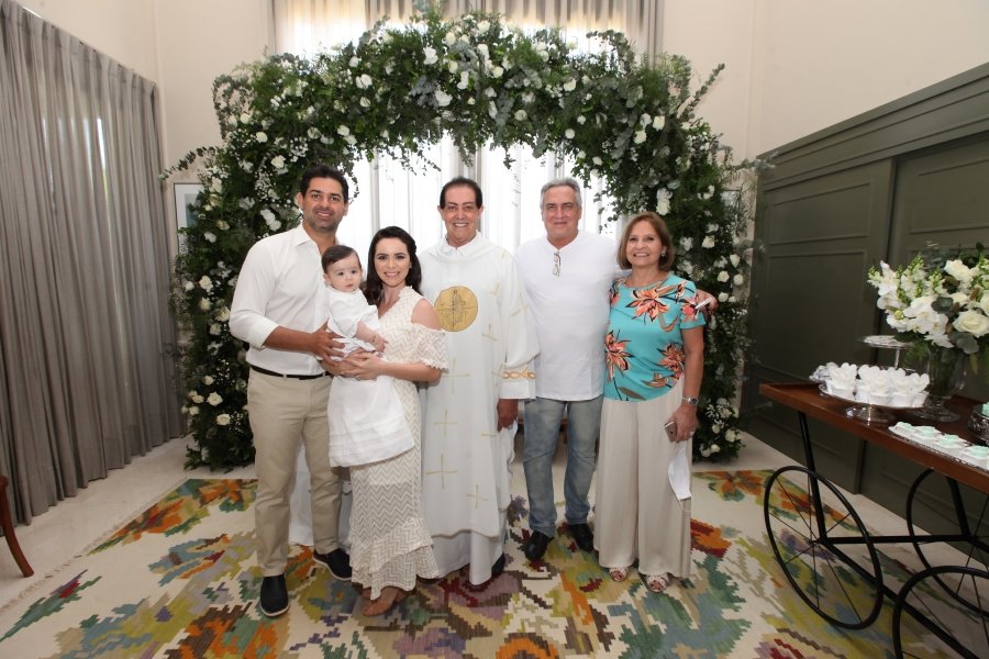 BATIZADO DE LEO DE SETA BUCHDID VERDI - Eloisa Mattos