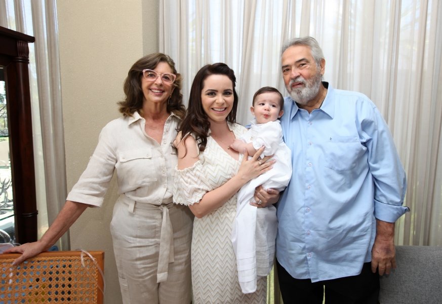 BATIZADO DE LEO DE SETA BUCHDID VERDI - Eloisa Mattos