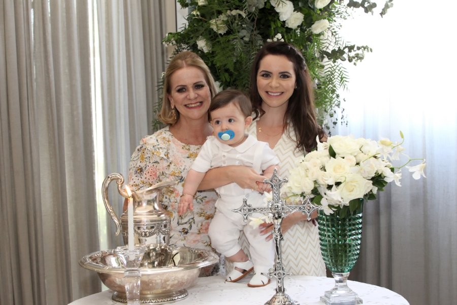 BATIZADO DE LEO DE SETA BUCHDID VERDI - Eloisa Mattos