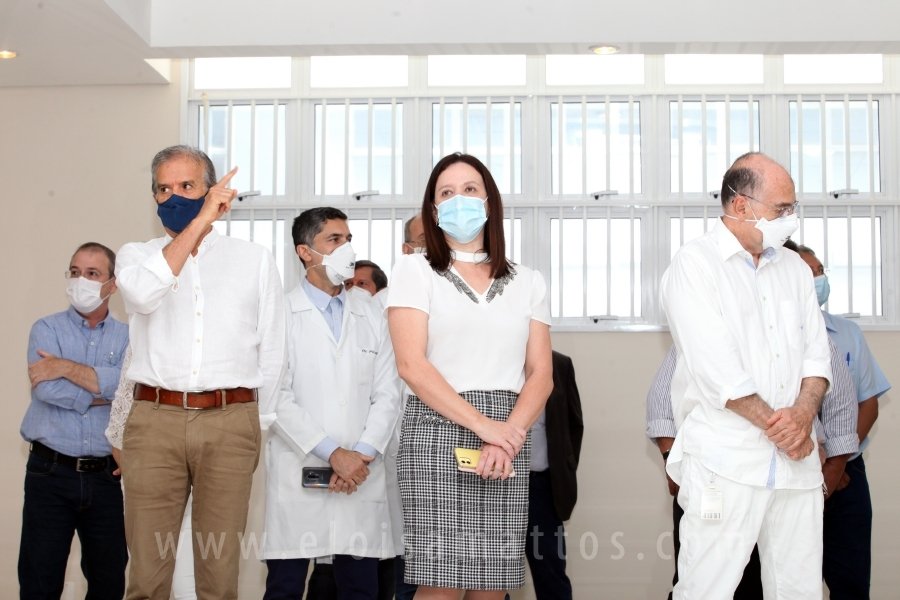 COMPLEXO FUNFARME INICIA VACINAÇÃO DE SEUS COLABORADORES CONTRA A COVID-19 - Eloisa Mattos