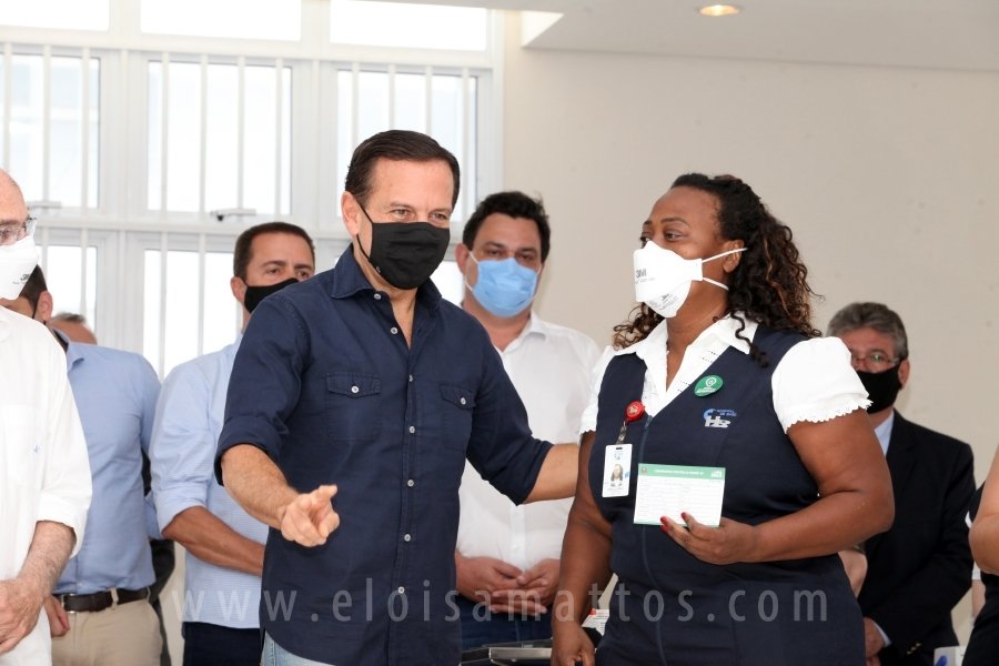 COMPLEXO FUNFARME INICIA VACINAÇÃO DE SEUS COLABORADORES CONTRA A COVID-19 - Eloisa Mattos