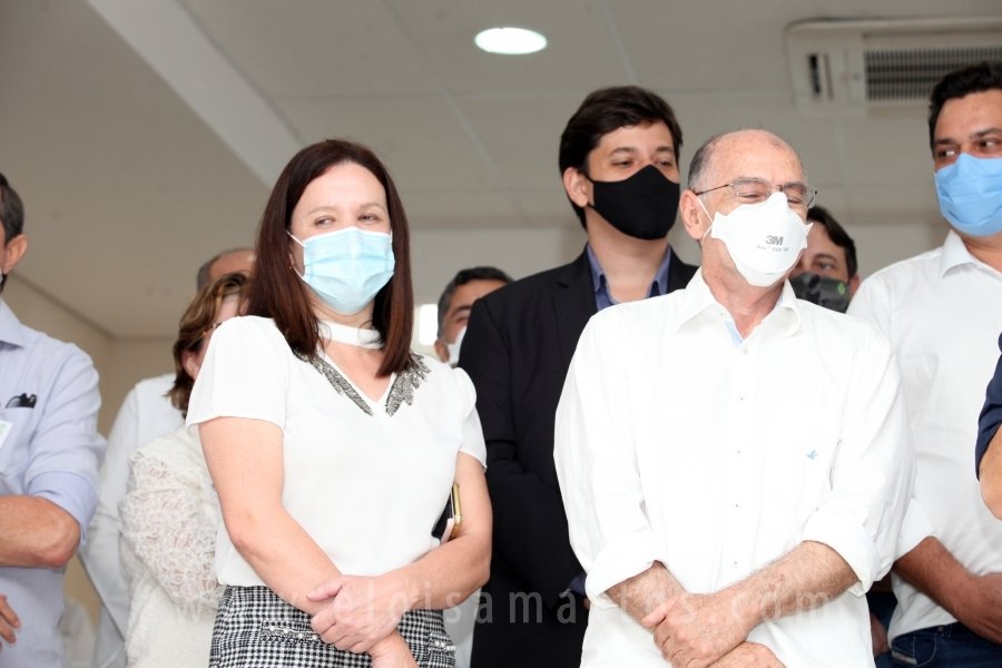 COMPLEXO FUNFARME INICIA VACINAÇÃO DE SEUS COLABORADORES CONTRA A COVID-19 - Eloisa Mattos
