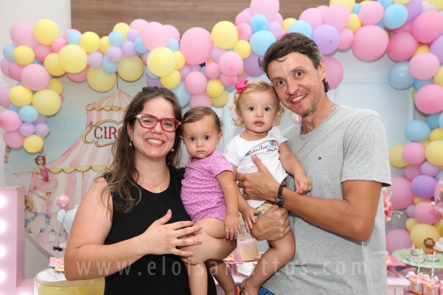 BATIZADO E ANIVERSÁRIO DE 1 ANO DA ISABELA AMORIM CAPARROZ - Eloisa Mattos