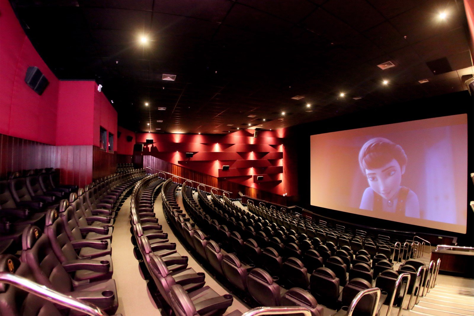 CINE MULTIPLEX DO RIOPRETO SHOPPING REABRE NESTA QUINTA-FEIRA