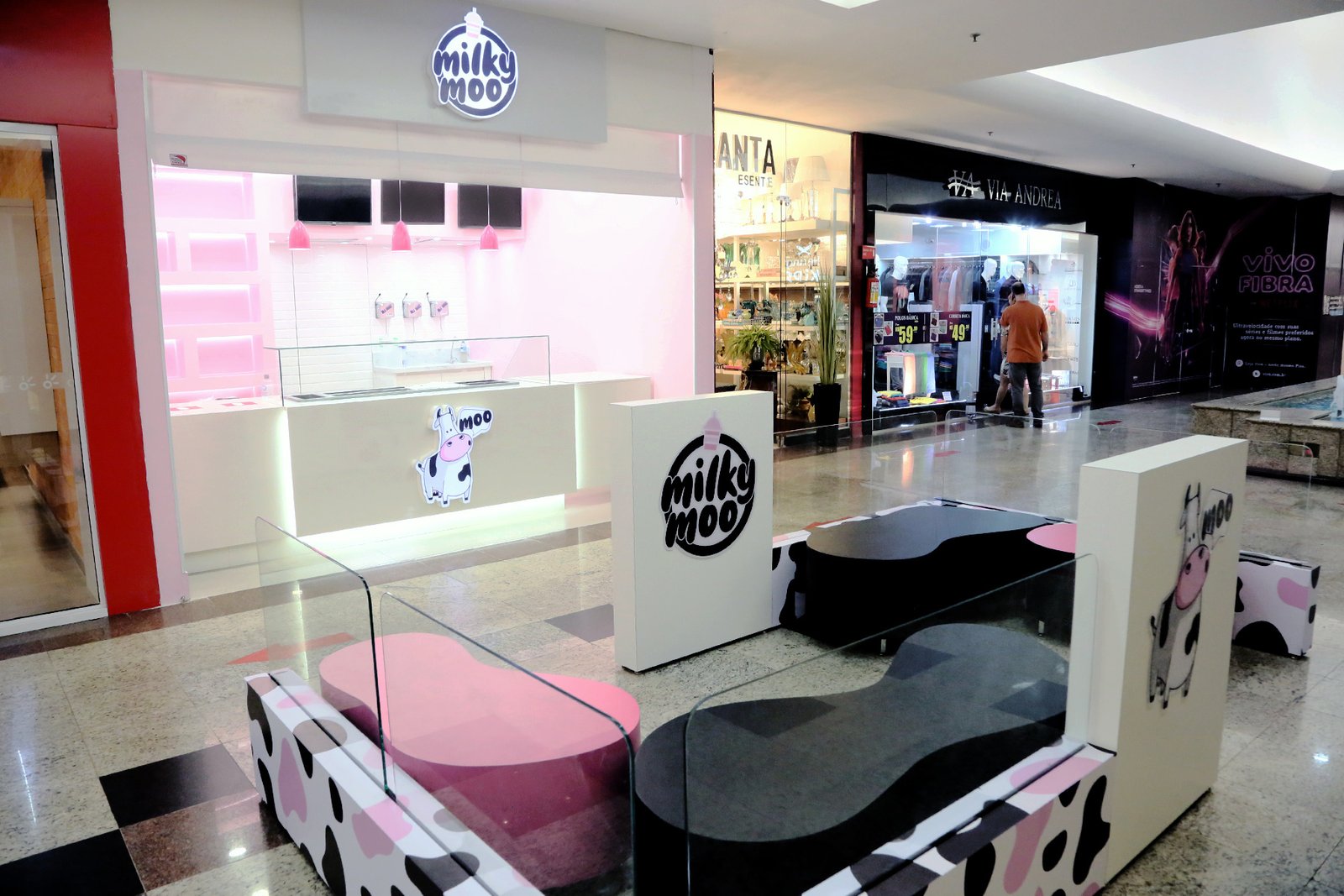 RIOPRETO SHOPPING INAUGURA MILKY MOO NESTA SEXTA FEIRA DIA 07