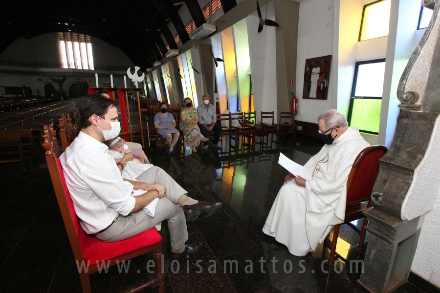 BATIZADO DE ANA CLARA RIBEIRO COLTURATO – IGREJA REDENTORA - Eloisa Mattos