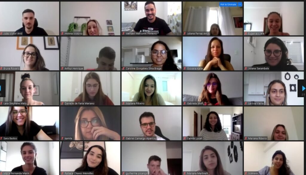 XVII Fórum de Projetos de Pesquisa e Iniciação Científica Prepara Alunos de Medicina para Apresentações em Eventos Científicos