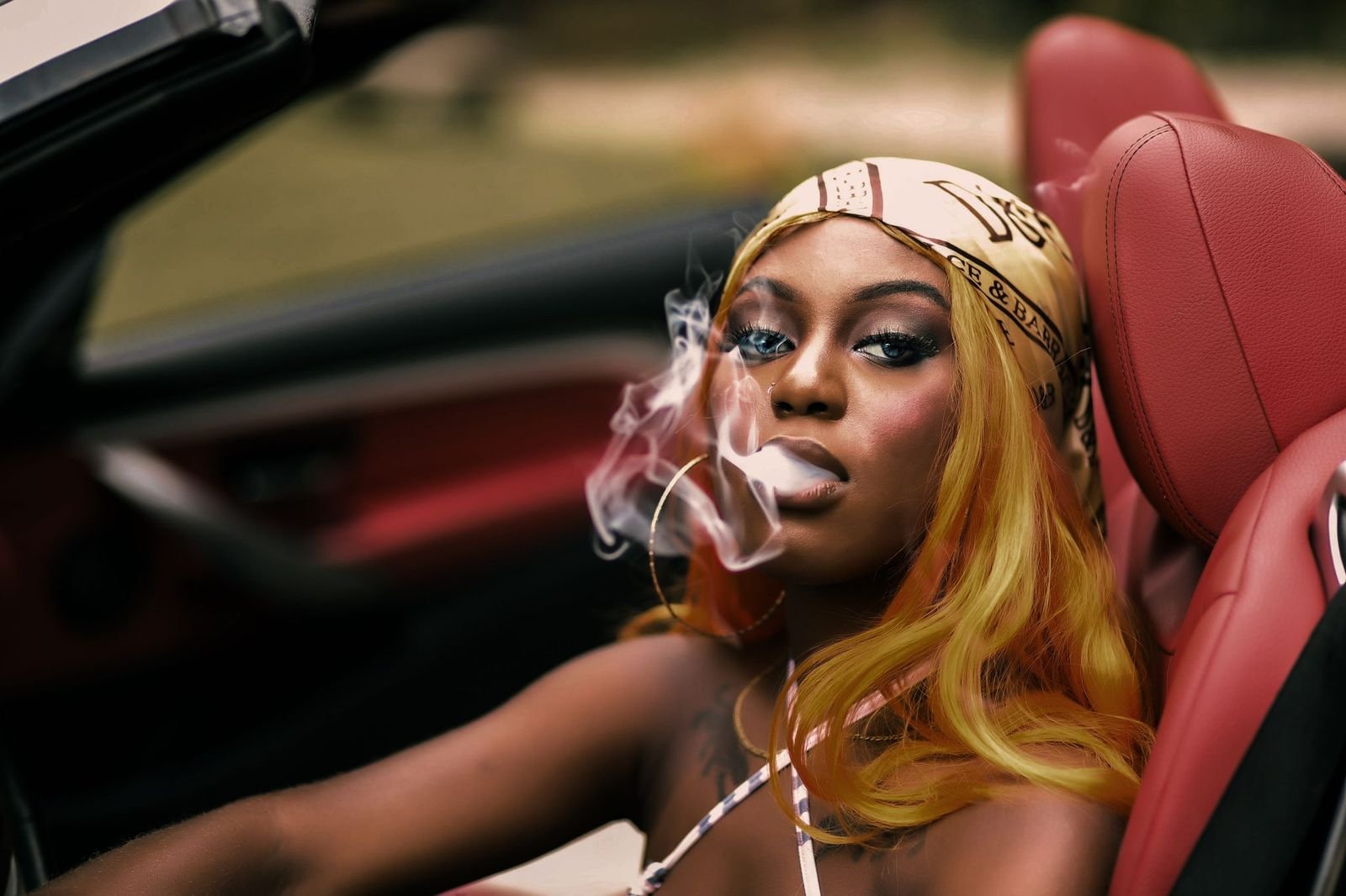 DAGRACE A NOVA DIVA DO POP INTERNACIONAL LANÇA SEU PRIMEIRO EP ” PHASES” COM 5 (CINCO) FAIXAS INÉDITAS