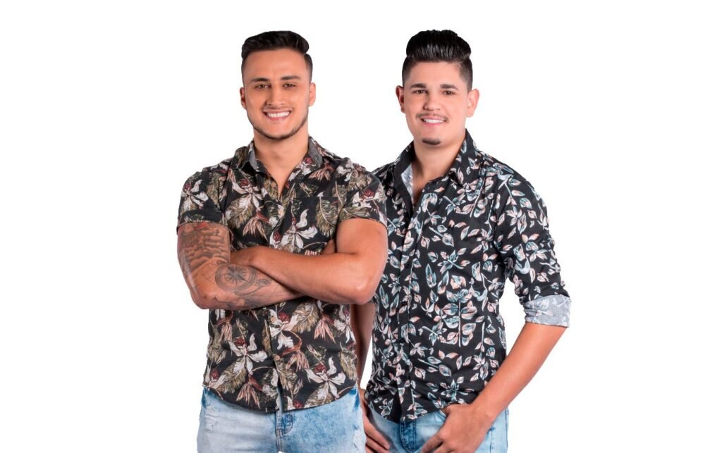 Lucas & Mesquita