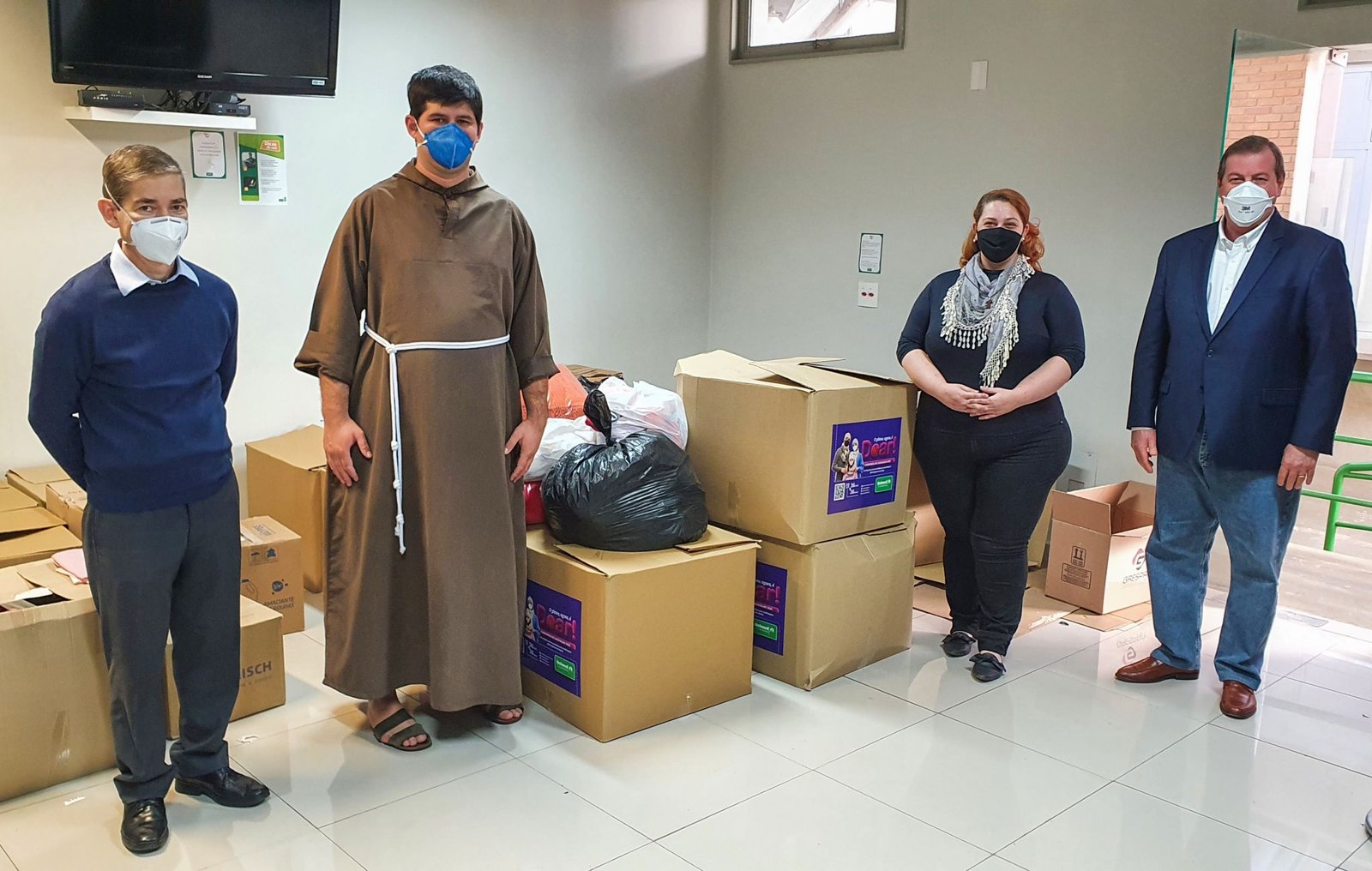 UNIMED RIO PRETO ARRECADA MAIS DE 2 MIL PEÇAS COM A CAMPANHA DO AGASALHO 2021