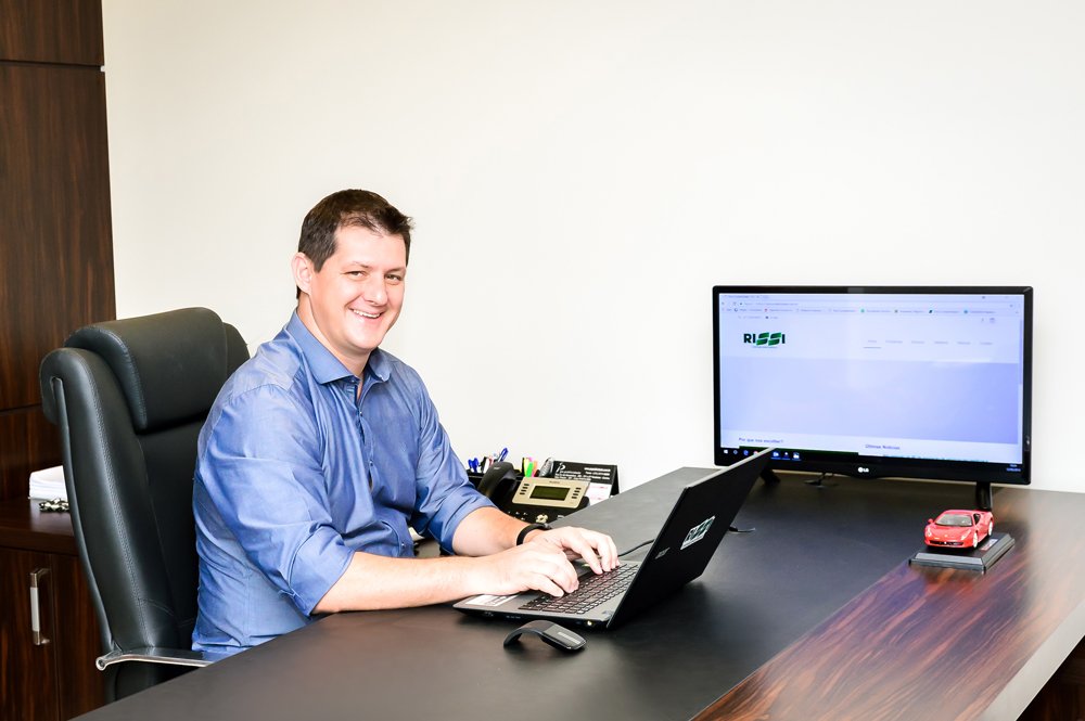 NOVA LEI FACILITA ABERTURA DE EMPRESAS NO BRASIL