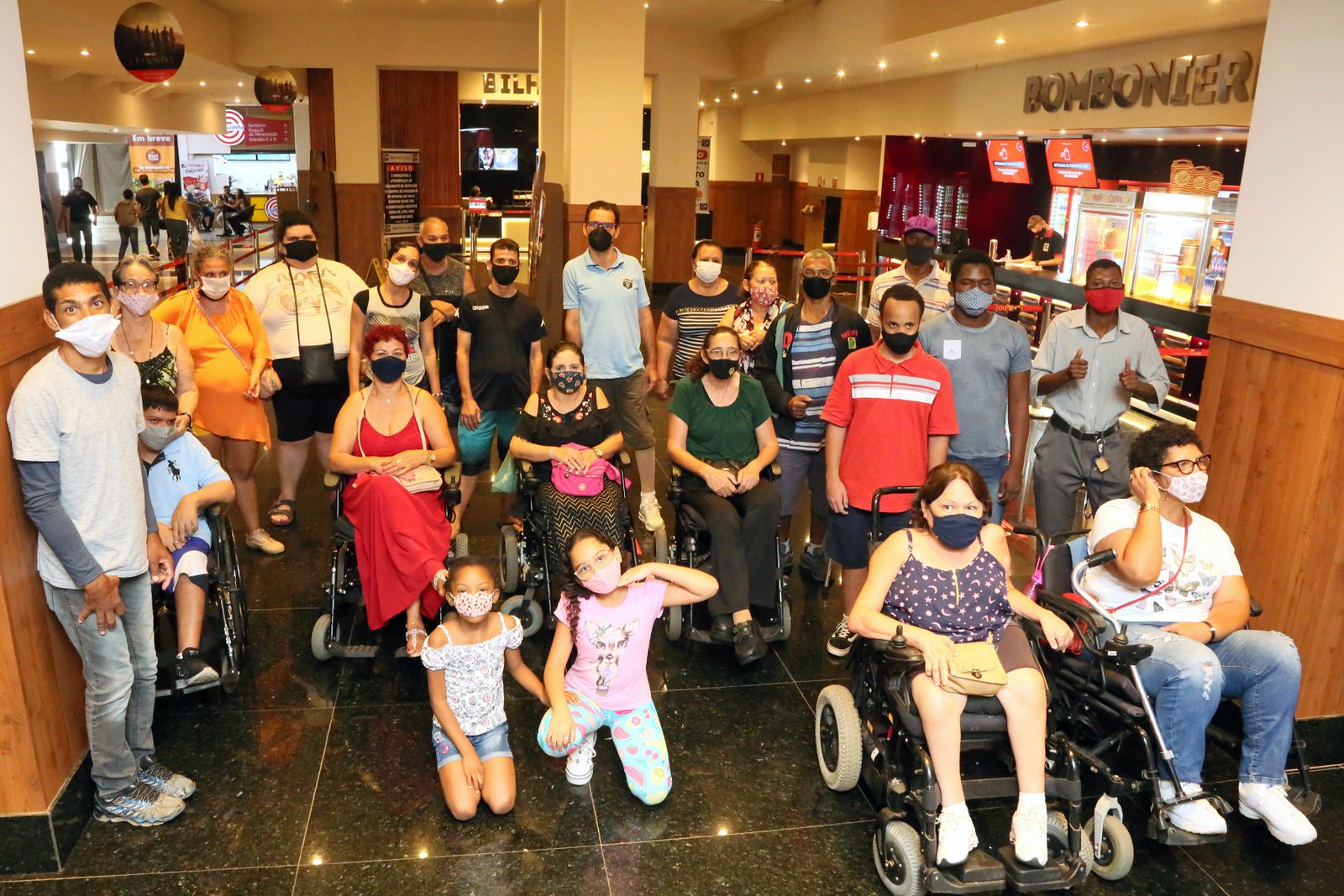 RIOPRETO SHOPPING E CINE MULTIPLEX REALIZAM AÇÃO SOLIDÁRIA