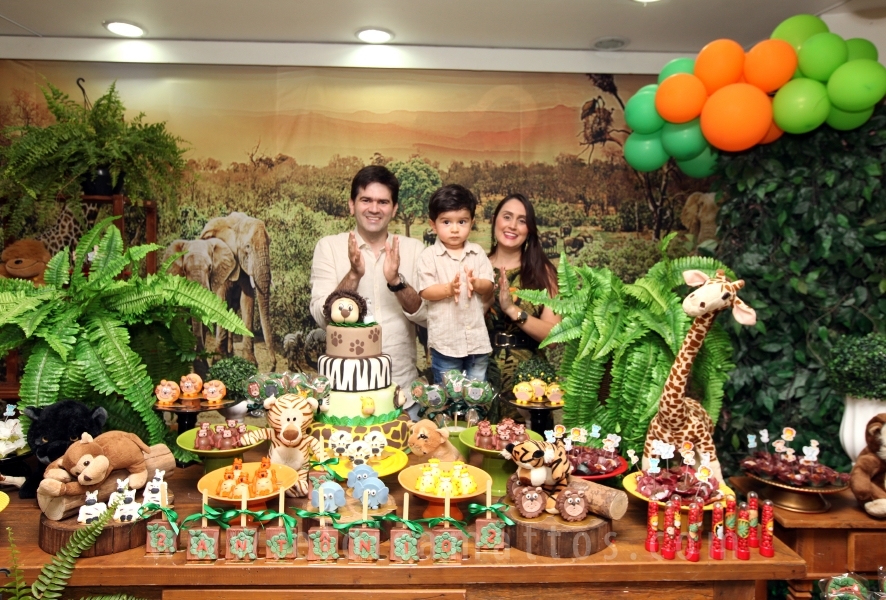 ANIVERSÁRIO DE 2 ANOS DO ANTÔNIO – TEMA “SAFARI, UMA AVENTURA NA SELVA” - Eloisa Mattos