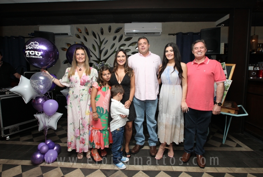 FORMATURA – MESTRADO EM CRIMINOLOGIA – MARIANA ROSÁRIO BENITES (T.C.U.) - Eloisa Mattos