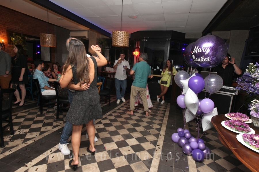 FORMATURA – MESTRADO EM CRIMINOLOGIA – MARIANA ROSÁRIO BENITES (T.C.U.) - Eloisa Mattos