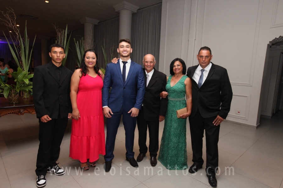 FESTA EM DOSE DUPLA – FORMATURA E ANIVERSÁRIO DE VINÍCIUS BARUFFI DE CASTRO - Eloisa Mattos