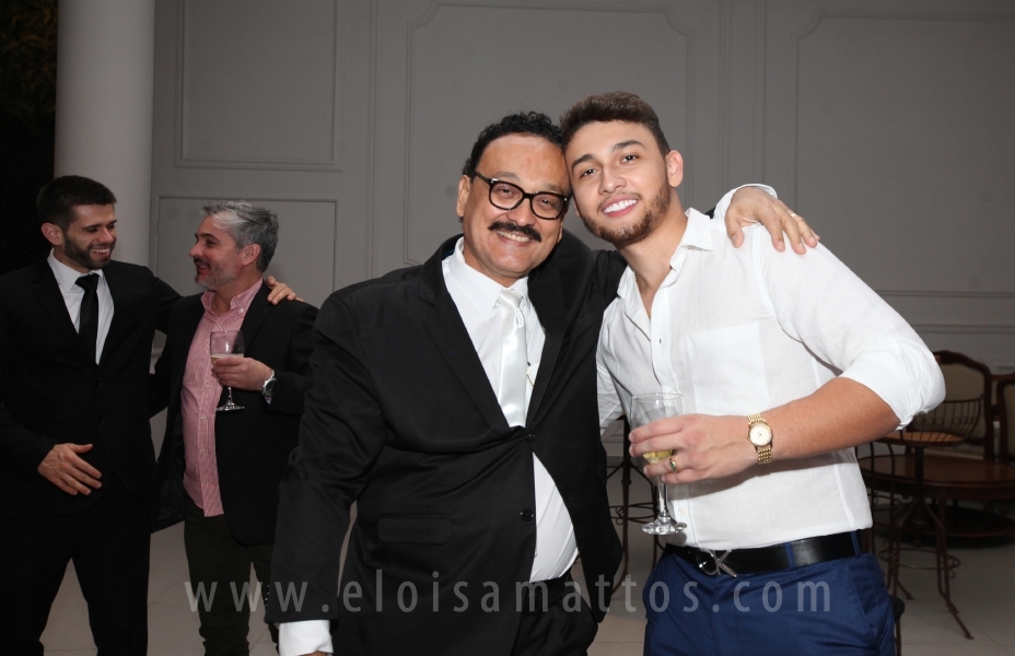 FESTA EM DOSE DUPLA – FORMATURA E ANIVERSÁRIO DE VINÍCIUS BARUFFI DE CASTRO - Eloisa Mattos