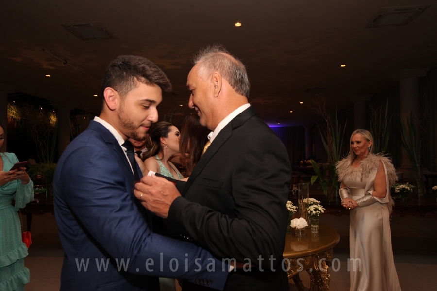 FESTA EM DOSE DUPLA – FORMATURA E ANIVERSÁRIO DE VINÍCIUS BARUFFI DE CASTRO - Eloisa Mattos