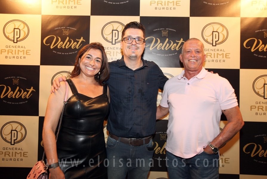 FRANQUIA GENERAL PRIME BURGUER INAUGUROU ONTEM, DIA 01/12/21 –  ANEXO A CERVEJARIA VELVET EM RIO PRETO - Eloisa Mattos